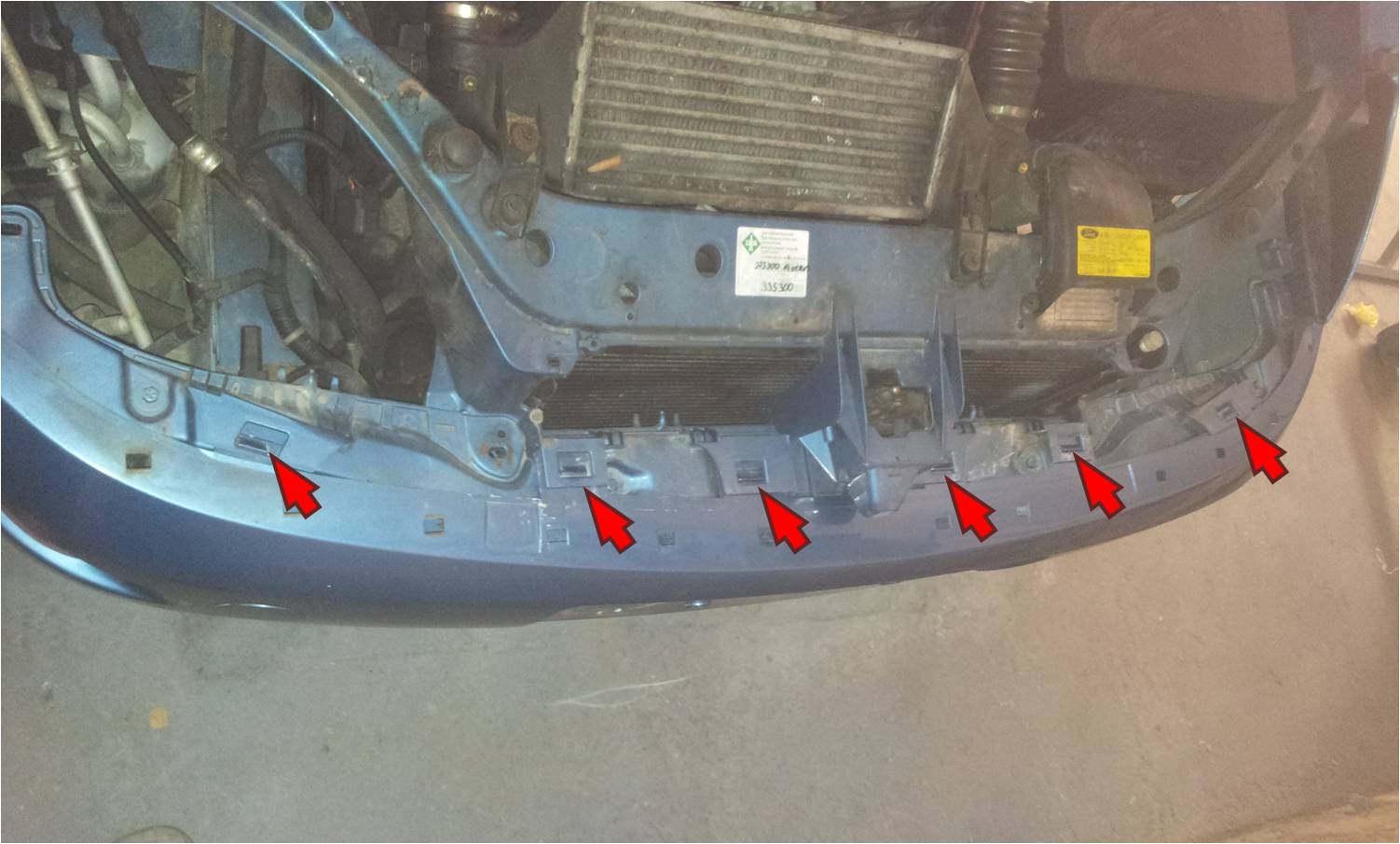 Demontaż zderzaka przedniego Ford Focus MK1 Mój Garaż